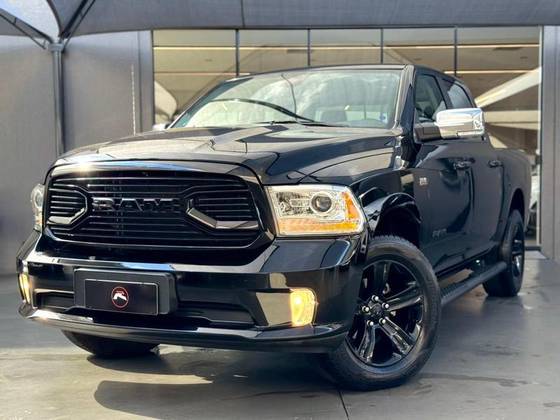 RAM CLASSIC 5.7 V8 GASOLINA LARAMIE NIGHT EDITION CD 4X4 AUTOMÁTICO RAM CLASSIC 5.7 V8 GASOLINA LARAMIE NIGHT EDITION CD 4X4 AUTOMÁTICO